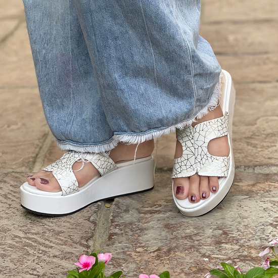 Nicki Wedge Heels - White