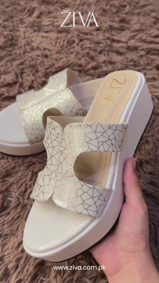 Load and play video in Gallery viewer, Nicki Wedge Heels - White
